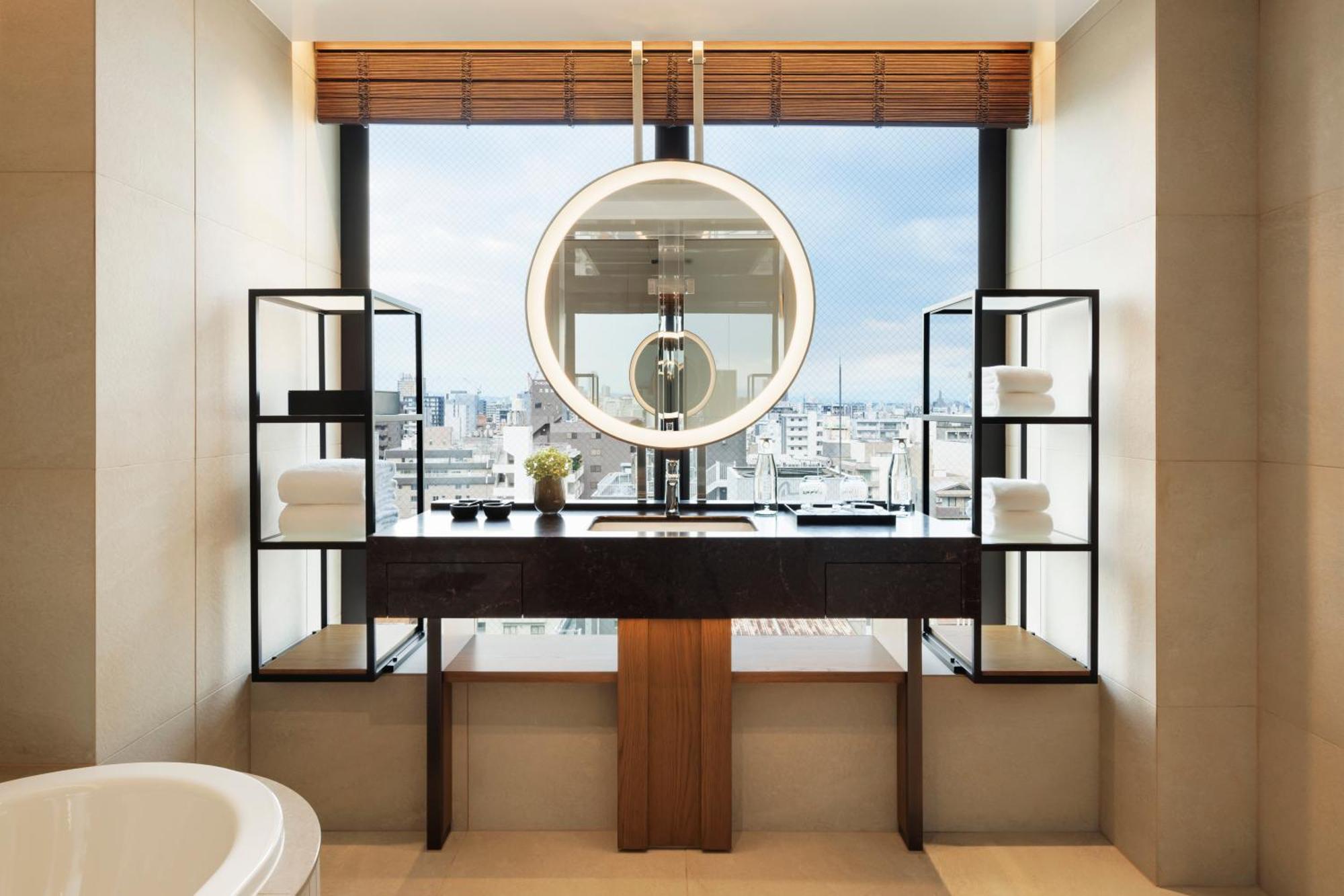 Hotel Tiad, Autograph Collection 5*